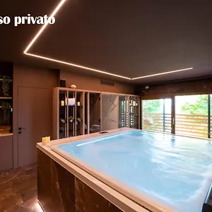 Alloggio per agriturismo Al Tiglio Italia